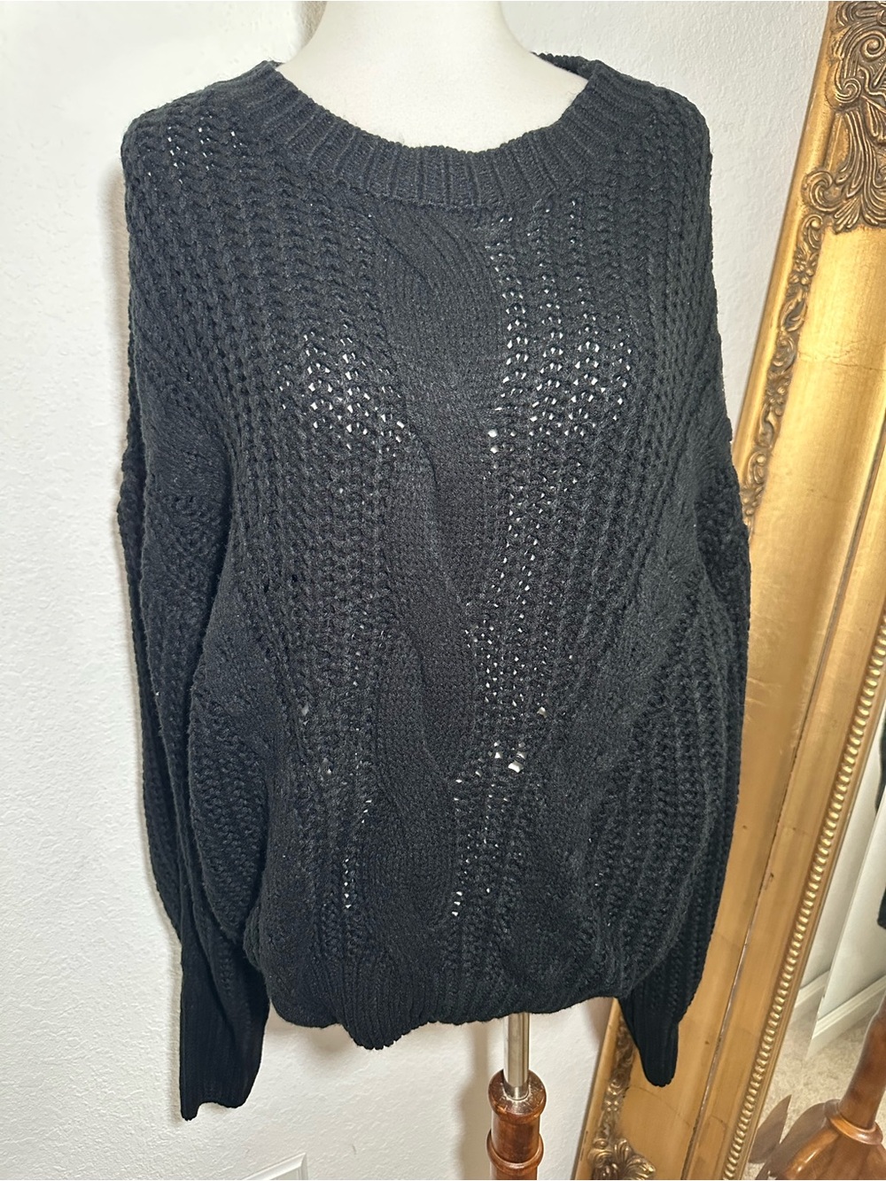New Miholl Amazon Black Cable Knit Acrylic Sweater Size Small